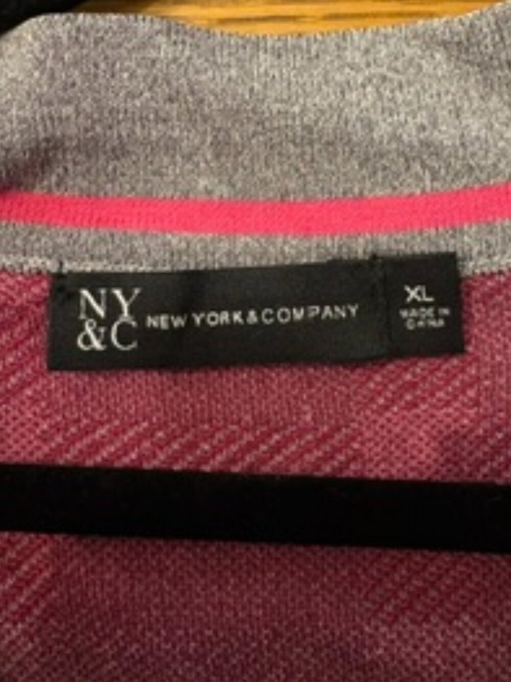 💗 New York & Company Raspberry Plaid Sweater Dress – Never Worn - Picture 4 of 6